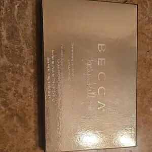 BECCA Shimmering Skin Perfector in Champagne Glow